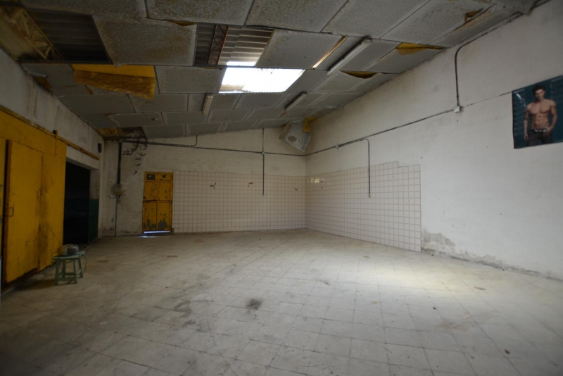 Local en venta con terreno en Pozaldez