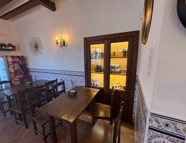 Bar en traspaso equipado en Rueda