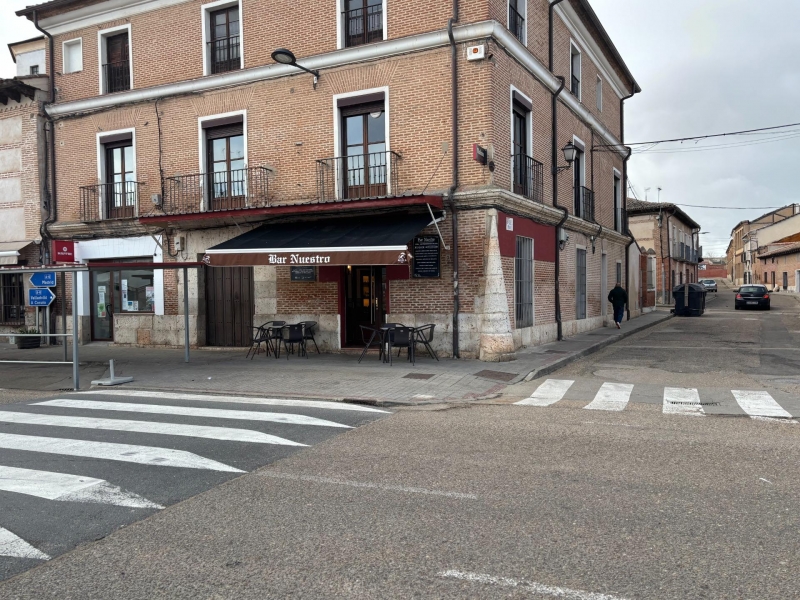 Bar en traspaso equipado en Rueda