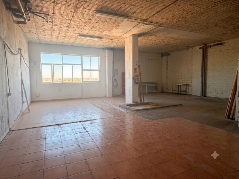 VENTA/ALQUILER LOCAL COMERCIAL EN HERNANDO DE ACUÑA