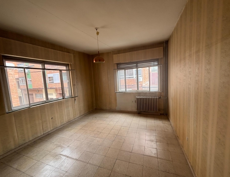 Piso barato en venta a reformar en Medina del Campo