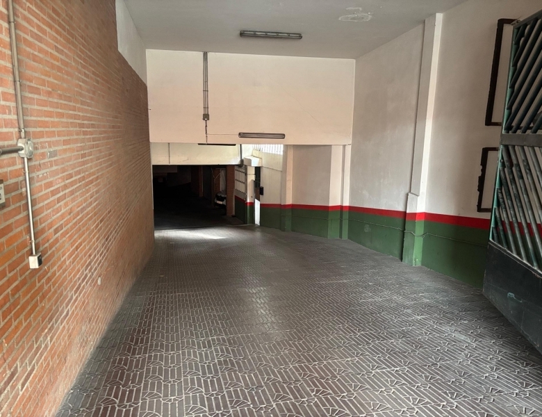 Cochera en venta centro de Medina del Campo