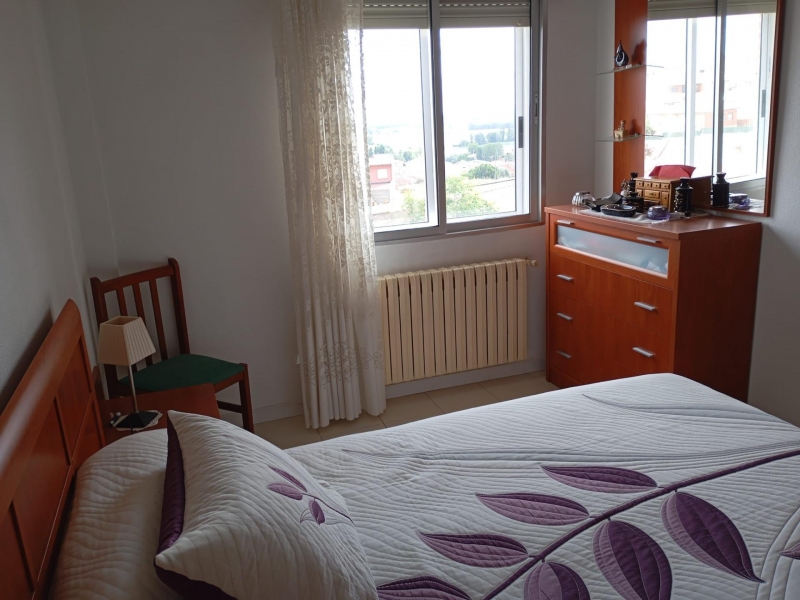 Piso en venta 3 habitaciones y garaje en Castronuño
