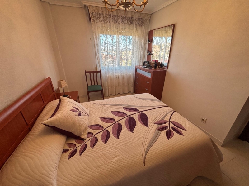 Piso en venta 3 habitaciones y garaje en Castronuño