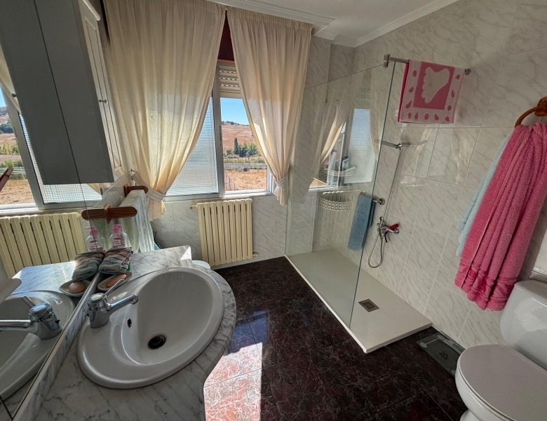 Piso en venta 3 habitaciones y garaje en Castronuño