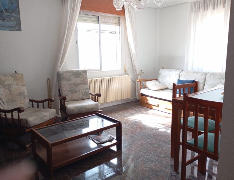 Piso en venta 3 habitaciones y garaje en Castronuño