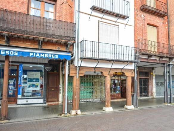 Edificio en venta en centro Medina del Campo