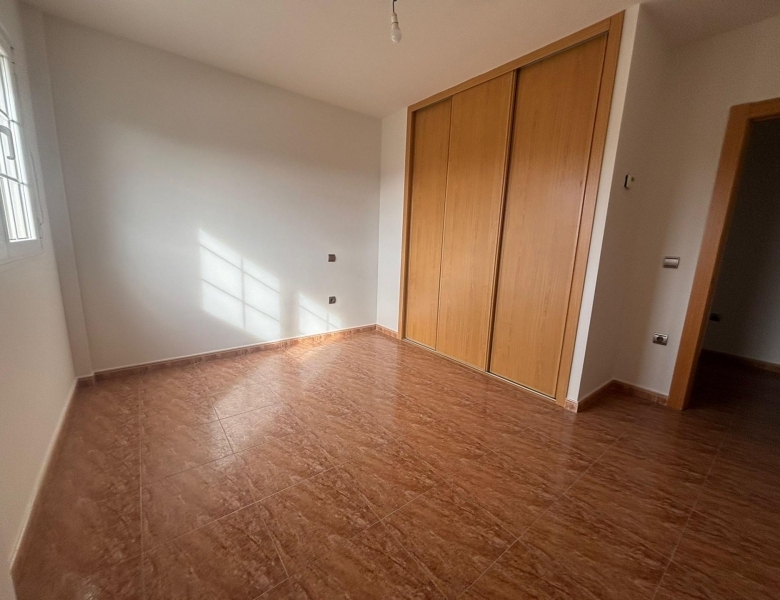Chalet en venta 4 habitaciones y garaje en Portillo