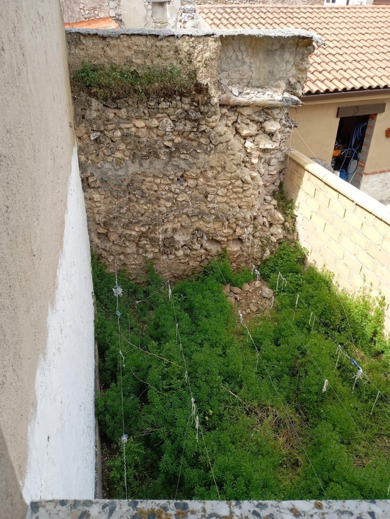 Casa barata en venta a reformar en Portillo Valladolid