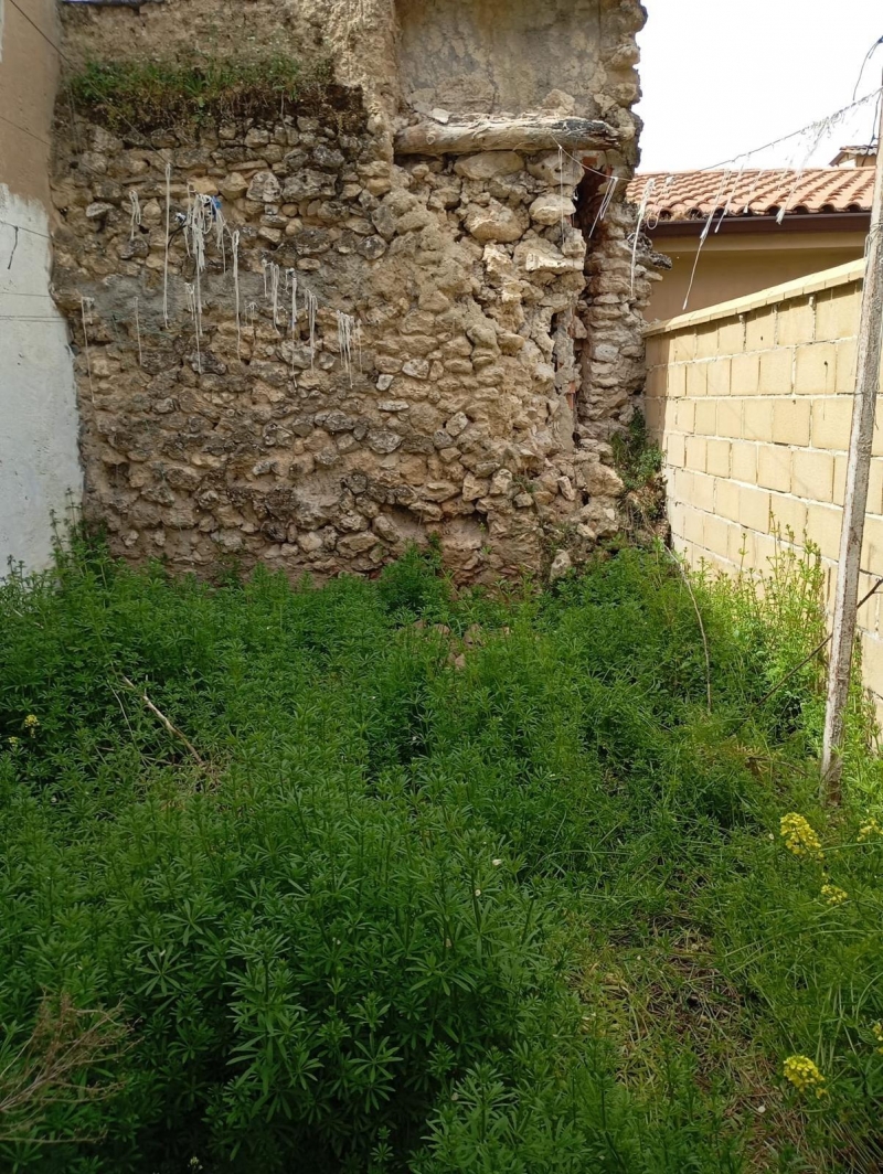 Casa barata en venta a reformar en Portillo Valladolid