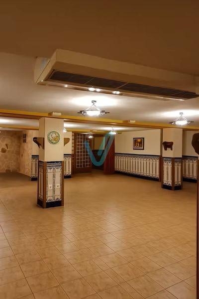 Cafetería bar grande en venta en Íscar Valladolid