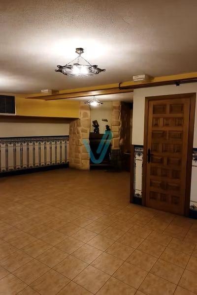 Cafetería bar grande en venta en Íscar Valladolid