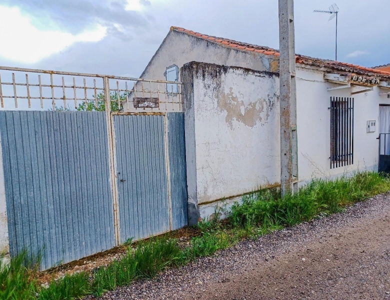 Casa de campo en venta en Pedrajas de San Esteban