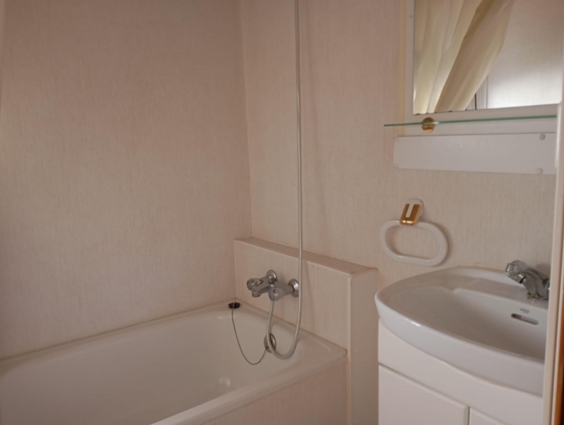 Chalet en venta con jardín en Cubillas de Santa María