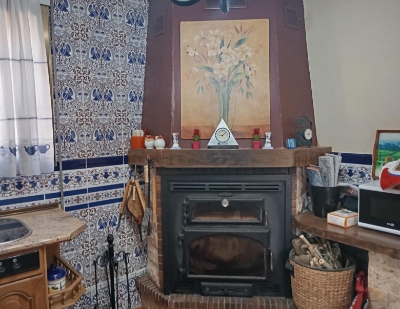 Chalet en venta con jardín en Cubillas de Santa María