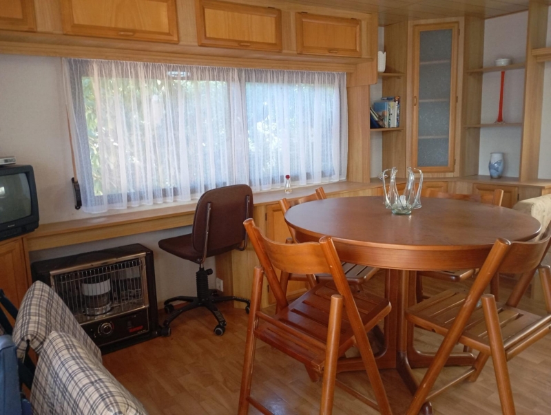 Chalet en venta con jardín en Cubillas de Santa María