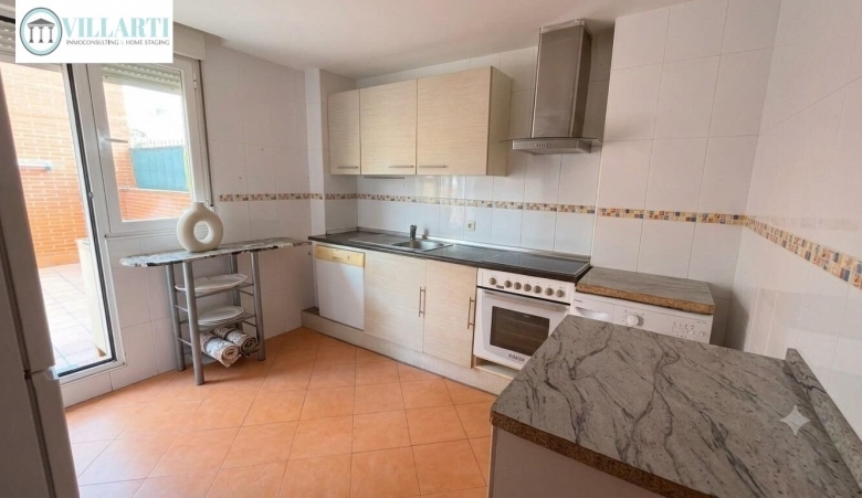 Piso en venta con garaje Trobajo del Camino