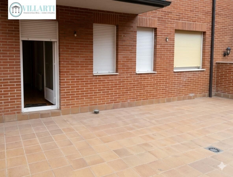 Piso en venta con garaje Trobajo del Camino