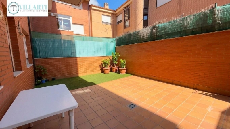 Piso en venta con garaje Trobajo del Camino