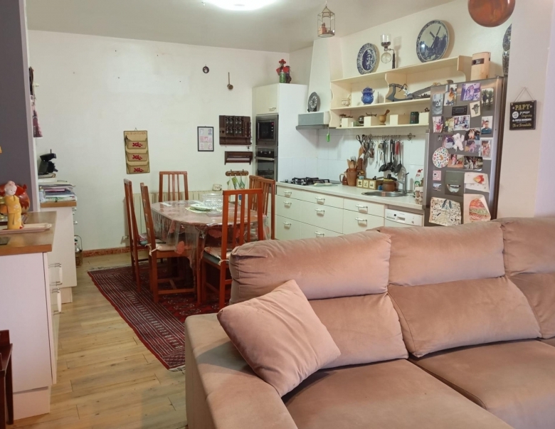 Chalet en venta 4 habitaciones y patio en Castronuño