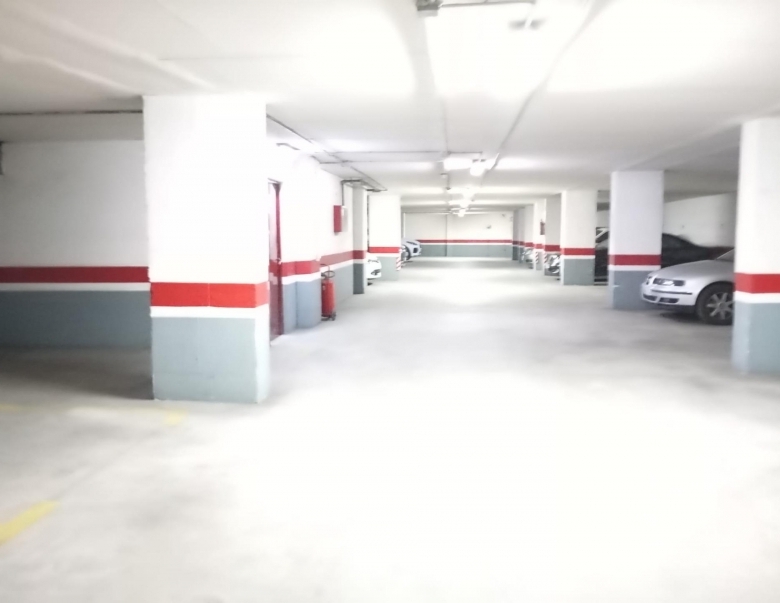VENTA PLAZA DE GARAJE EN CALLE HERNANDO DE ACUÑA