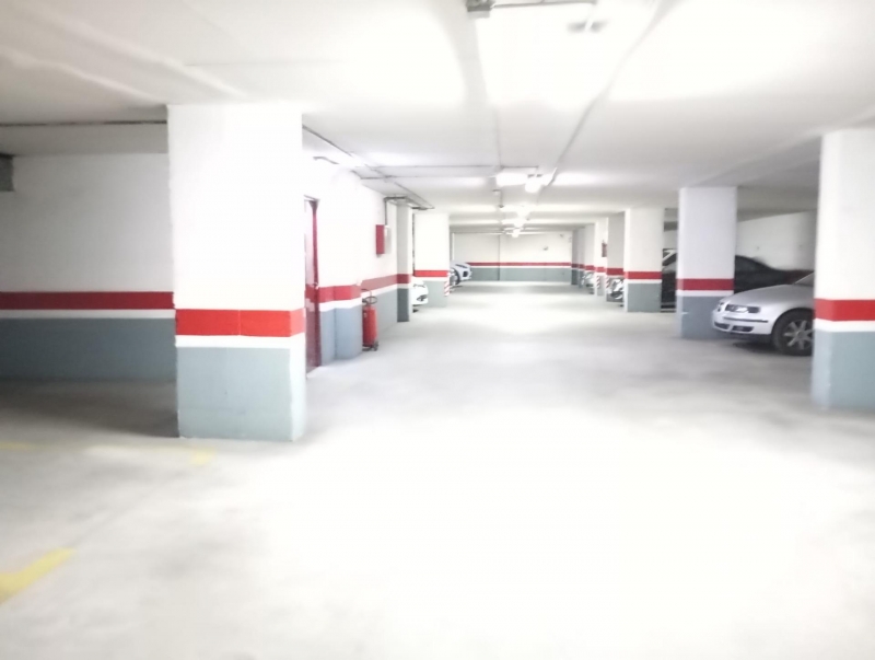 VENTA PLAZA DE GARAJE EN CALLE HERNANDO DE ACUÑA