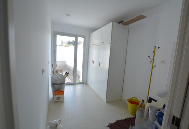 Adosado recién construido en calle Valladolid