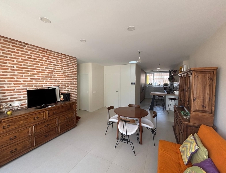 Adosado recién construido en calle Valladolid