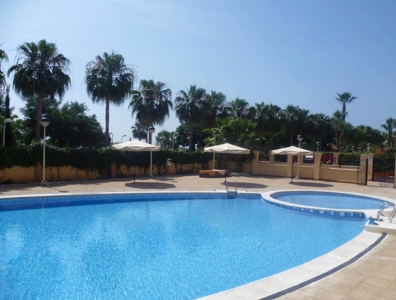 Piso en venta con garaje zona playa Oropesa del Mar