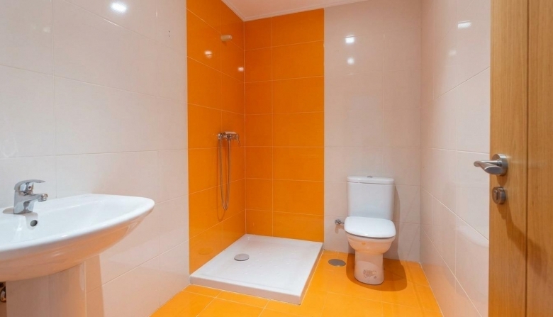 Chalet en venta 4 habitaciones Paseo Real Onzonilla