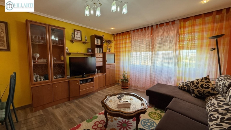 Chalet en venta con piscina en Trobajo del Camino