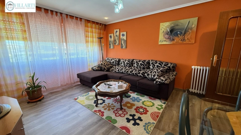 Chalet en venta con piscina en Trobajo del Camino