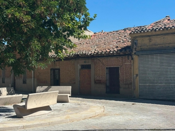 Casa de pueblo en venta a reformar Medina del Campo