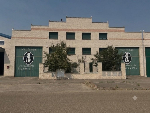 Nave industrial en venta en Medina del Campo