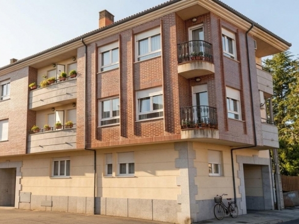 Piso en venta 2 habitaciones en Los Carniegos León