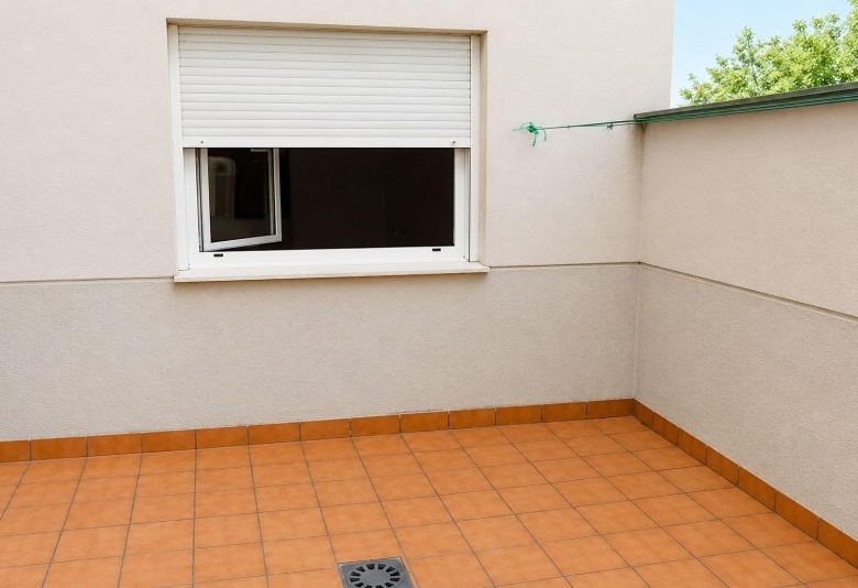 Piso en venta 2 habitaciones en Los Carniegos León