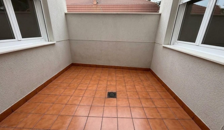 Piso en venta 2 habitaciones en Los Carniegos León