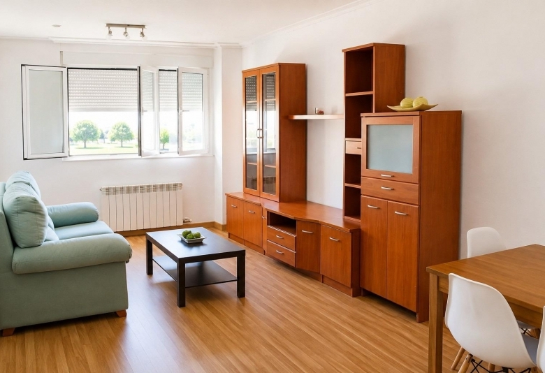 Piso en venta 2 habitaciones en Los Carniegos León
