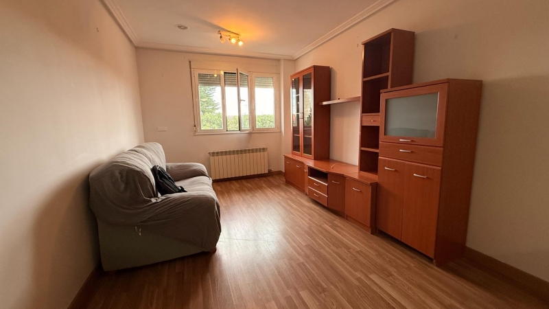 Piso en venta 2 habitaciones en Los Carniegos León