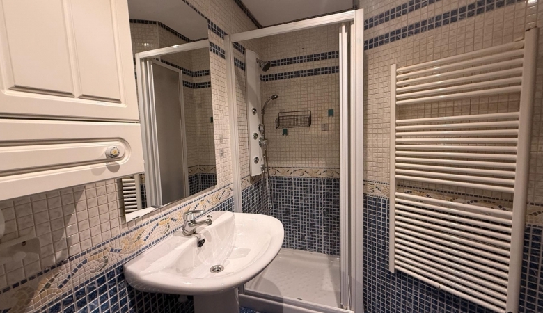 Piso en venta 2 habitaciones en Los Carniegos León