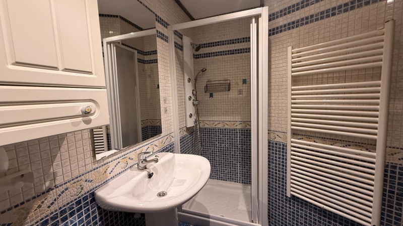 Piso en venta 2 habitaciones en Los Carniegos León