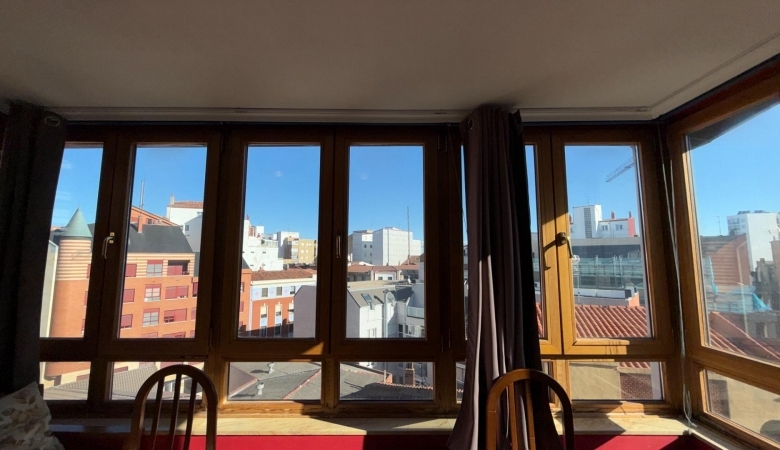 Ático en venta 3 habitaciones y garaje zona centro León